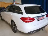 Gebraucht Mercedes C180 AMG line 156 PS (114 kW) 2017 Weiß Kombi
