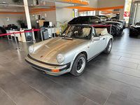 Gebraucht Porsche 911SC 204 PS (150 kW) 1983 Silber Cabrio