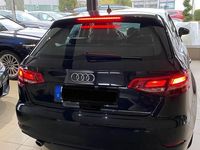 Gebraucht Audi A3 116 PS (85 kW) 2018 Schwarz Limousine