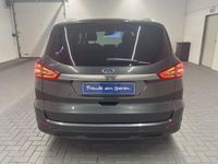 Gebraucht Ford S-MAX Titanium 150 PS (110 kW) 2016 Grün (mambagrünmet.) Van / Kleinbus