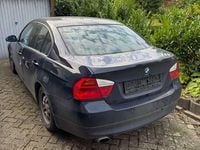 Usata BMW 320 170 CV (125 kW) 2008 Blu Berlina