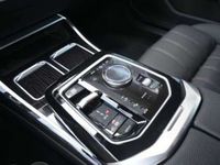 Gebraucht BMW 740 Sport Line 286 PS (210 kW) 2024 Saphirschwarz metallic Limousine