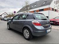 Gebraucht Opel Astra 105 PS (77 kW) 2007 Kleinwagen