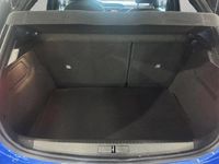 Gebraucht Opel Corsa 101 PS (74 kW) 2024 Voltaik blau metallic Limousine