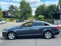 Usado Audi A6 231 HP (169 kW) 2005 Cinzento Sedan