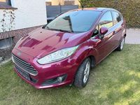 Gebraucht Ford Fiesta Titanium 101 PS (74 kW) 2013 Rot Kleinwagen