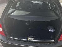 Gebraucht Mercedes C180 156 PS (114 kW) 2010 Schwarz Kombi