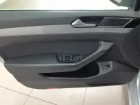 Gebraucht VW Passat 200 PS (147 kW) 2023 Silber Kombi