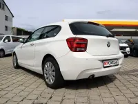 Gebraucht BMW 114 102 PS (75 kW) 2013 Weiß Kleinwagen
