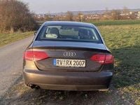 Gebraucht Audi A4 Ambiente 160 PS (117 kW) 2010 Grau Limousine