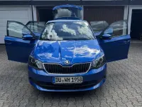 Gebraucht Skoda Fabia Ambition 60 PS (44 kW) 2017 Blau Kleinwagen