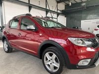 Gebraucht Dacia Sandero Prestige 90 PS (66 kW) 2019 Rot Limousine