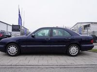 Gebraucht Mercedes E320 Elegance 224 PS (164 kW) 2000 Blau Limousine
