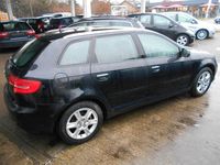 Gebraucht Audi A3 Attraction 105 PS (77 kW) 2012 Schwarz Limousine