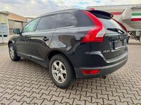 Gebraucht Volvo XC60 Summum 163 PS (119 kW) 2012 Schwarz SUV