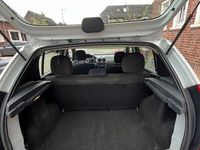 Gebraucht Dacia Sandero 75 PS (55 kW) 2011 Weiß Limousine