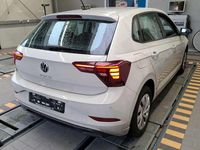 Gebraucht VW Polo Life 80 PS (58 kW) 2024 Ascotgrau Kleinwagen