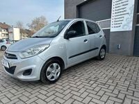 Gebraucht Hyundai i10 Edition 69 PS (50 kW) 2013 Silber Kleinwagen