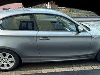 Usata BMW 118 143 CV (105 kW) 2009 Argento Utilitaria