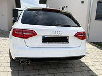 Używany Audi A4 S-Line 150 KM (110 kW) 2015 Biały Kombi