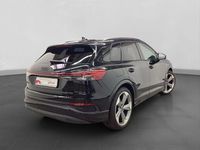 Gebraucht Audi Q4 e-tron Ambiente 150 kW (204 PS) 2023 Mythosschwarz metallic SUV