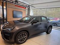 Neu Lexus LBX 136 PS (100 kW) 2026 Sonic grey SUV