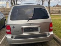 Gebraucht Kia Carnival EX 144 PS (105 kW) 2004 Silber Van / Kleinbus