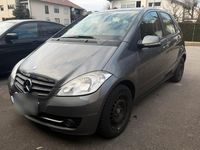 Gebraucht Mercedes A180 109 PS (80 kW) 2011 Braun Limousine