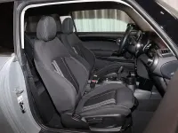 Gebraucht Mini Cooper SE Hatch 135 kW (184 PS) 2022 Moonwalk grey Kleinwagen