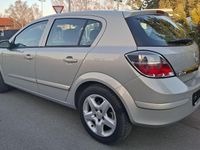 Gebraucht Opel Astra Edition 90 PS (66 kW) 2007 Grau Limousine