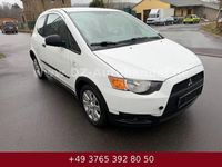 Second-hand Mitsubishi Colt Edition 75 CP (55 kW) 2011 Alb Hatchback