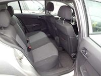 gebraucht Opel Astra Innovation / Automatik / 1. Hand