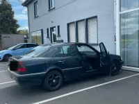 Gebraucht Mercedes C240 170 PS (125 kW) 1999 Blau Limousine