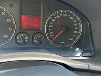 gebraucht VW Golf V Trendline 1.6