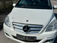 Gebraucht Mercedes B200 193 PS (141 kW) 2008 Weiß Van / Kleinbus
