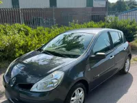 Gebraucht Renault Clio 75 PS (55 kW) 2007 Grau Kleinwagen