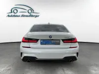 Gebraucht BMW 320 M Sport 184 PS (135 kW) 2019 Weißkeine angabe Limousine
