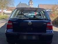 Gebraucht VW Golf IV 101 PS (74 kW) 2003 Blau Kleinwagen