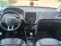 Gebraucht Peugeot 2008 Allure 110 PS (80 kW) 2019 Grau SUV