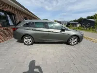 Gebraucht Opel Astra Dynamic 125 PS (91 kW) 2017 Grau Kombi