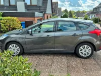 Gebraucht Ford Focus 101 PS (74 kW) 2017 Schwarz Limousine