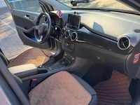 Gebraucht Mercedes B180 109 PS (80 kW) 2018 Grau Van / Kleinbus