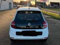 Gebraucht Renault Twingo 71 PS (52 kW) 2015 Weiß Kleinwagen