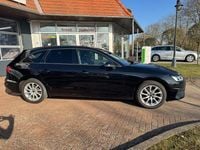 Gebraucht Audi A4 Basis 150 PS (110 kW) 2022 Mythosschwarz Kombi