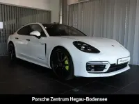 Gebraucht Porsche Panamera 330 PS (242 kW) 2021 Weiss Kleinwagen