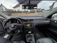 Gebraucht Skoda Superb Elegance 170 PS (125 kW) 2011 Silber Kombi