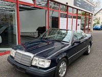 Gebraucht Mercedes E300 Sportline 220 PS (161 kW) 1992 Blau Cabrio