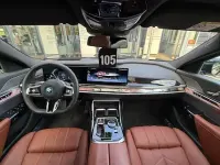 Gebraucht BMW 750e M Sport 489 PS (359 kW) 2025 Black sapphire Limousine