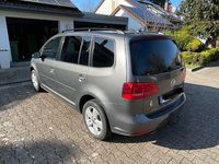 Gebraucht VW Touran Match 140 PS (102 kW) 2012 Grau Van / Kleinbus
