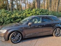 Gebraucht Audi A3 Ambition 105 PS (77 kW) 2014 Braun Limousine